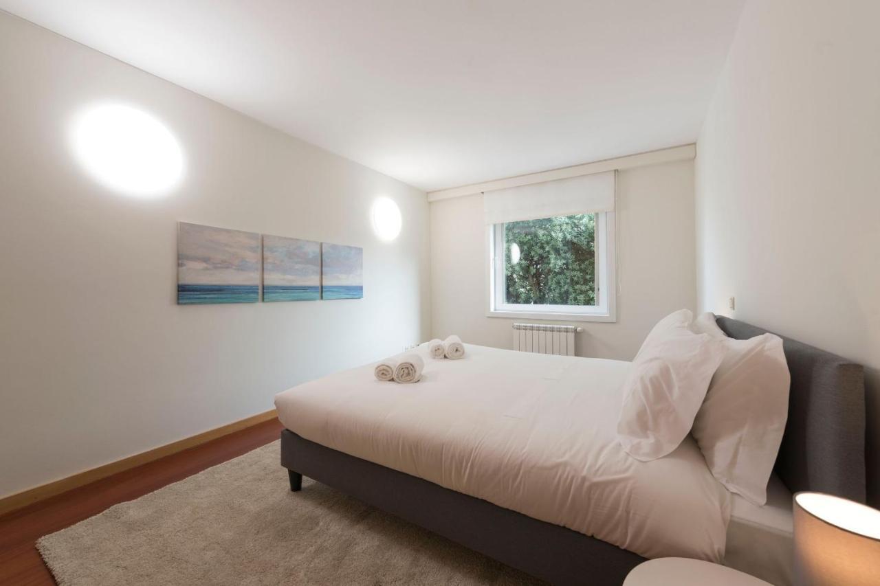 ماتوسينهوس Lovelystay - Oporto Beach Apartment With 2 Free Parking Spots المظهر الخارجي الصورة