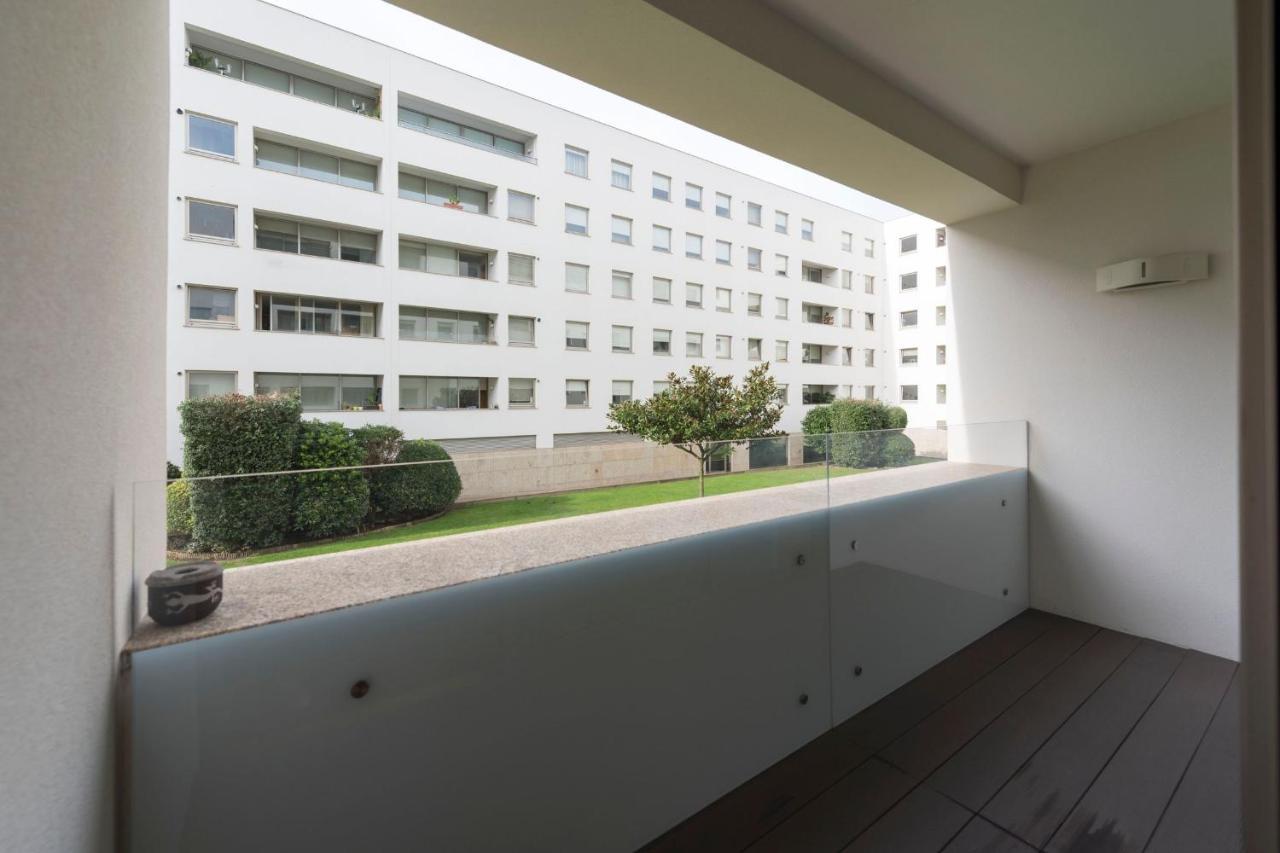 ماتوسينهوس Lovelystay - Oporto Beach Apartment With 2 Free Parking Spots المظهر الخارجي الصورة