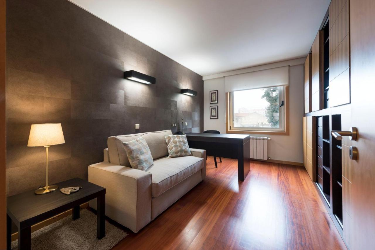 ماتوسينهوس Lovelystay - Oporto Beach Apartment With 2 Free Parking Spots المظهر الخارجي الصورة