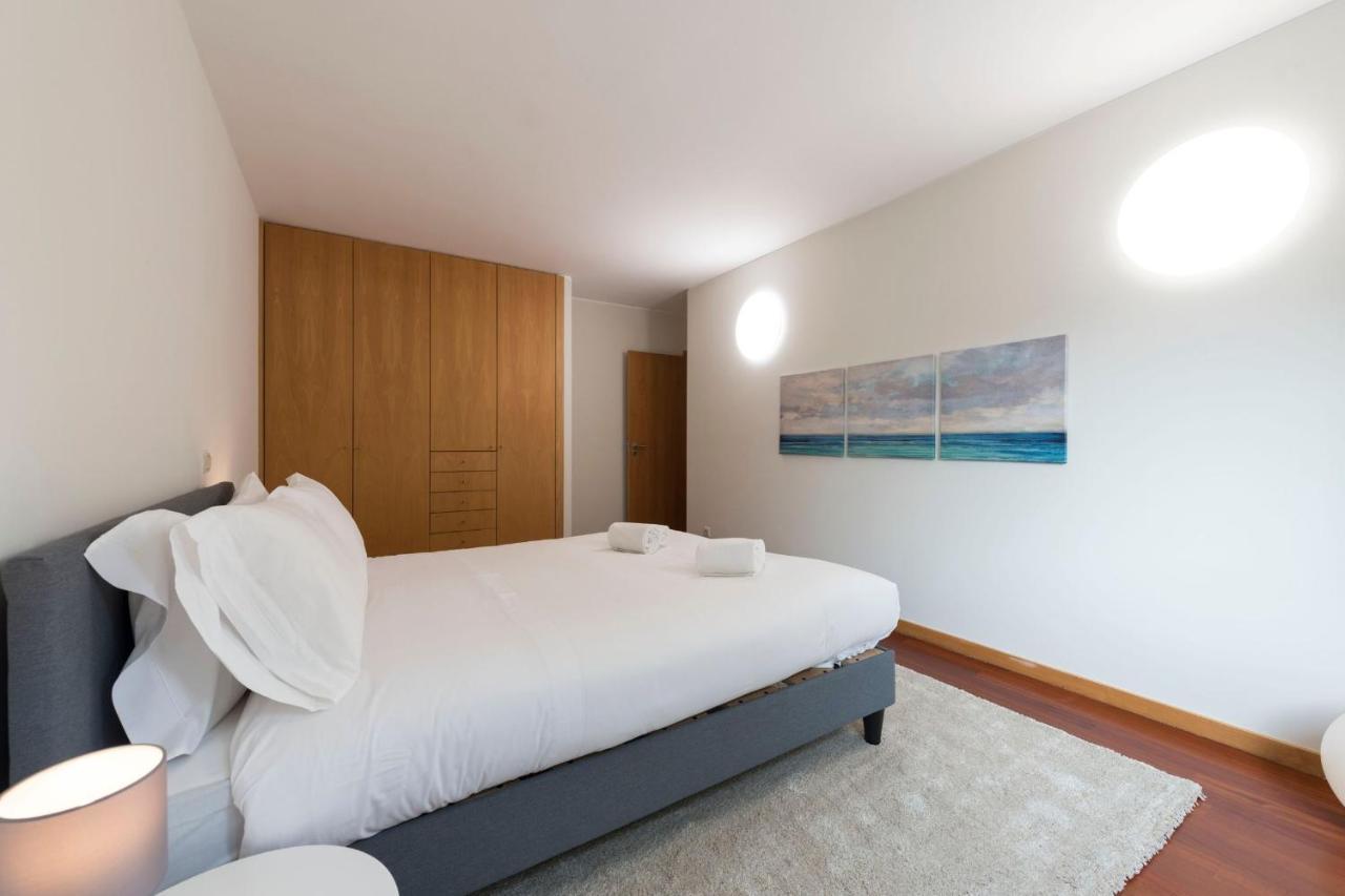 ماتوسينهوس Lovelystay - Oporto Beach Apartment With 2 Free Parking Spots المظهر الخارجي الصورة